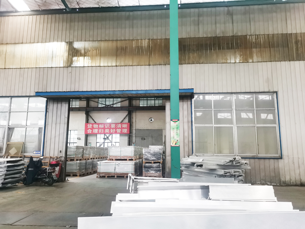 �����ֳ�